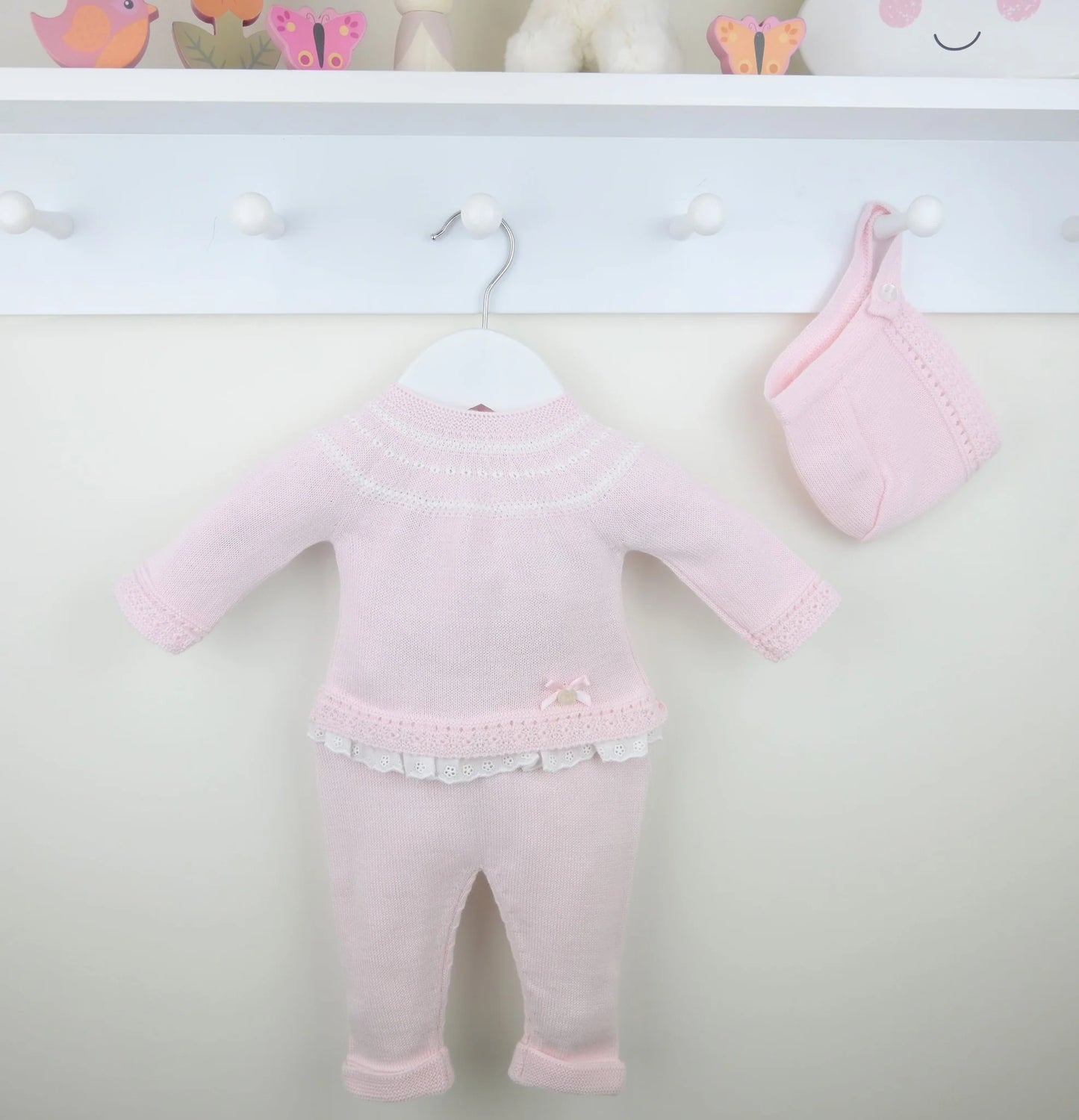 Pink Meredith Outfit