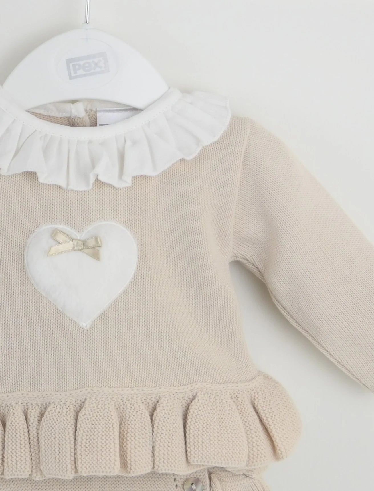 Biscuit Cecily Outfit