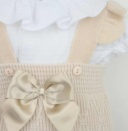 Biscuit Melody Outfit