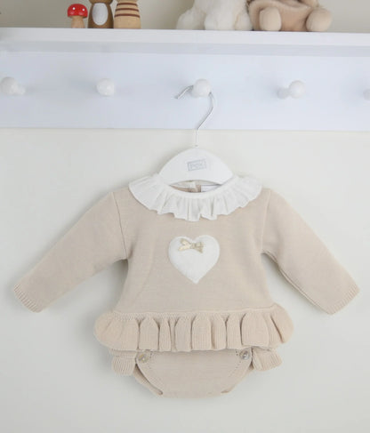 Biscuit Cecily Outfit