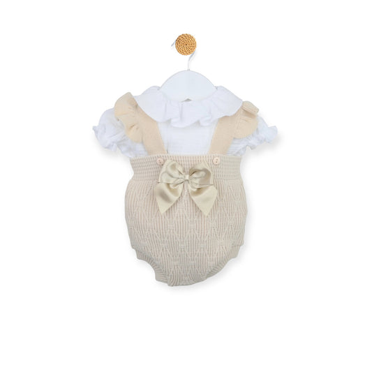 Biscuit Melody Outfit